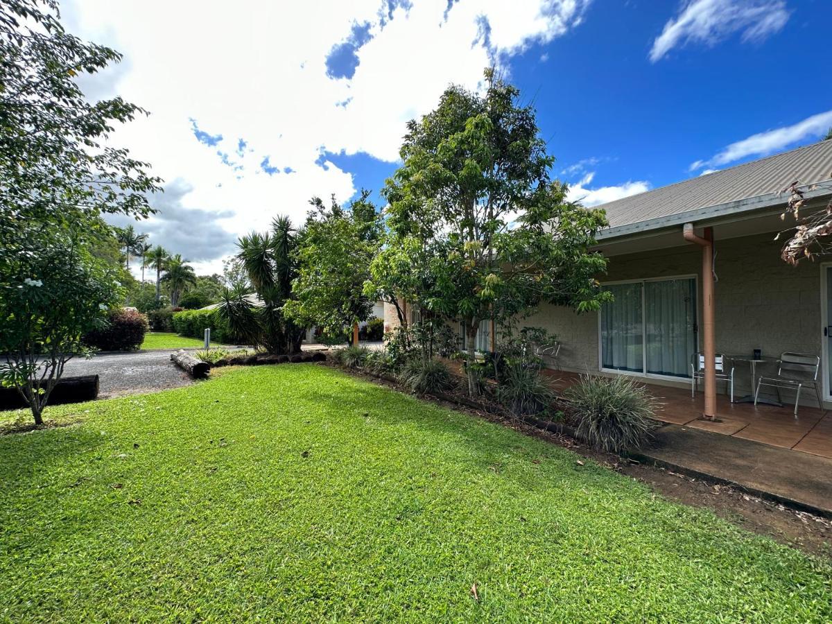 Mareeba Motor Inn Bagian luar foto