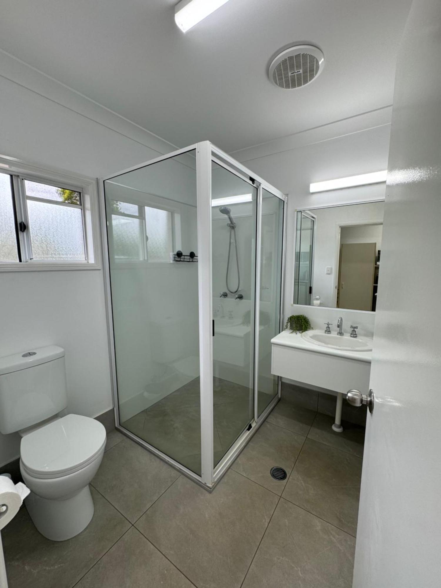 Mareeba Motor Inn Bagian luar foto