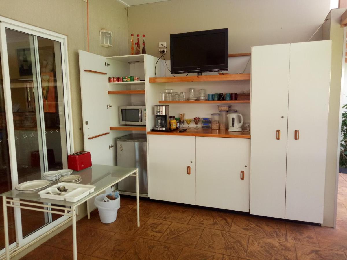 Mareeba Motor Inn Bagian luar foto